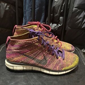 Nike Flyknit Chukka Grand Purple